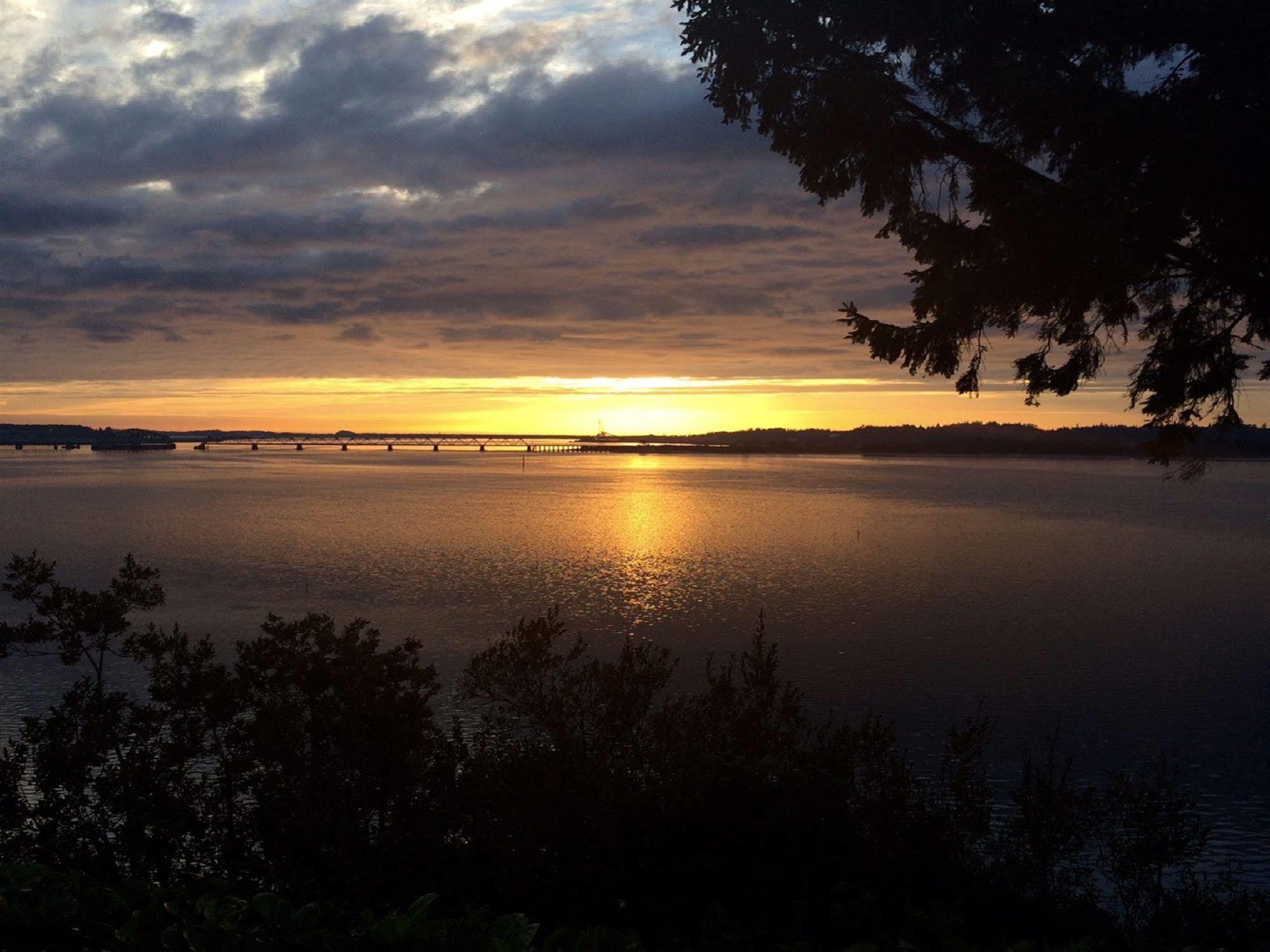 Motel Bay Bridge
